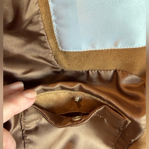 The Arrivals Fur Jacket 🐻 - Picture 11 of 11